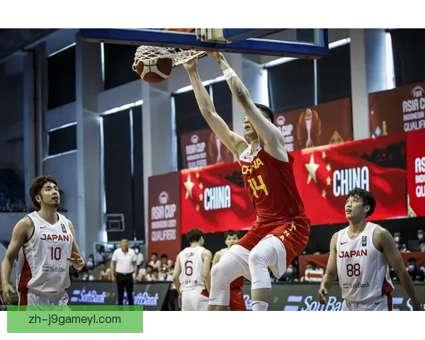 中国男篮第三节13-0攻势引爆全场